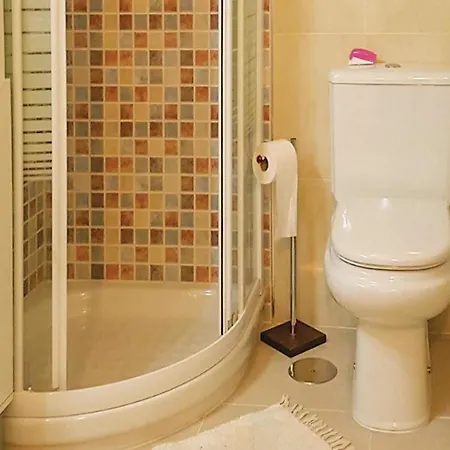 Two-bedroom In Appartement Aldán